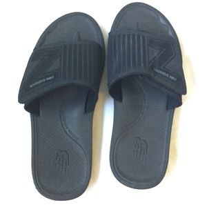 NWOT New Balance Black Slides